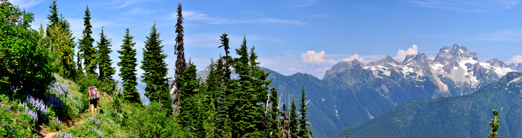 Hiking along Copper Ridge Hiking along Copper Ridge