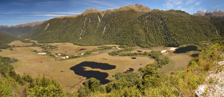 Grebe Valley viewpoint Grebe Valley viewpoint